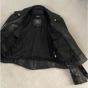 Leather Jacket beautiful .. like new ! Black!